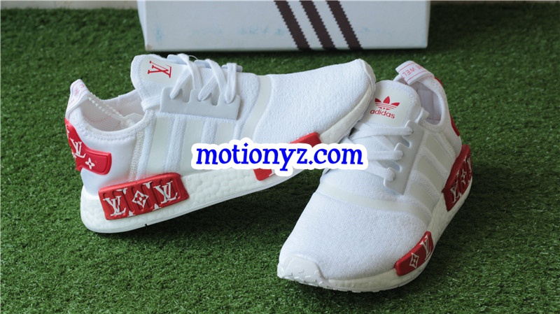 Real Boost Adidas NMD x Supreme LVS White